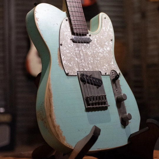 AF Guitars & Bass Makers. Luthiers de Barcelona.